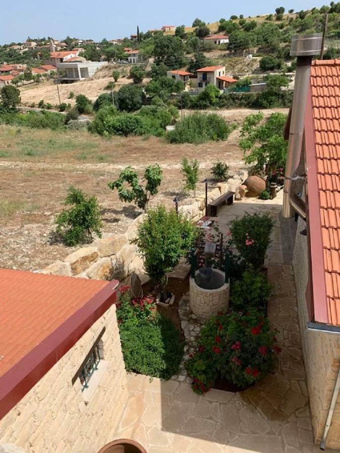 Lofou Traditional House Exterior photo